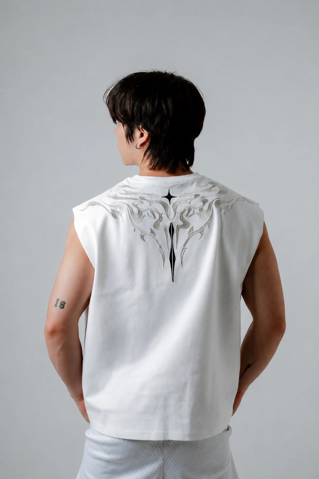 0201 - White Sigil Cut-Off