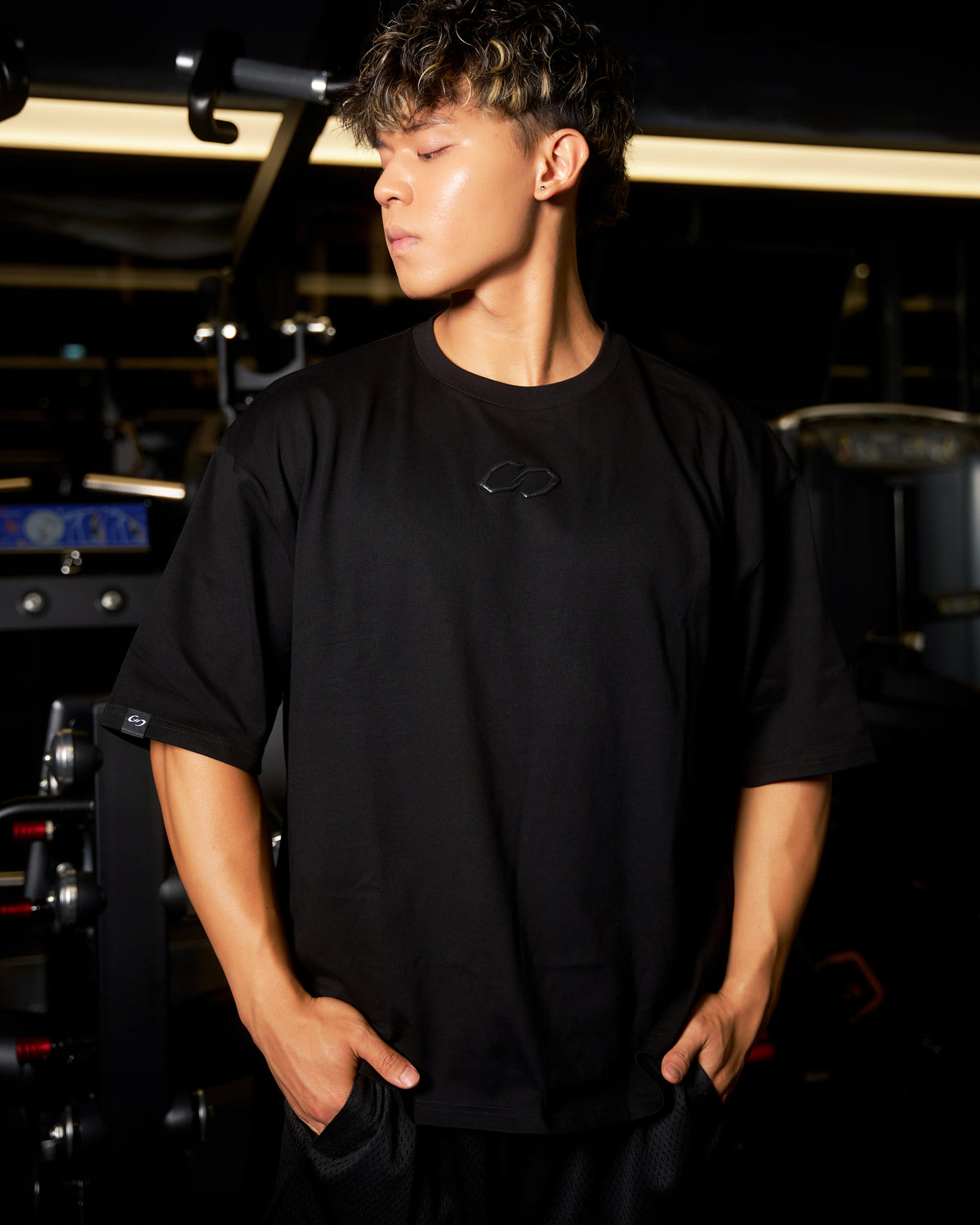 Gymnexx Monolith Puff Tee Black from DROP 03